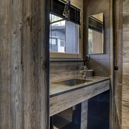 Modern Jaillet Pearl Newly Renovated Megève
